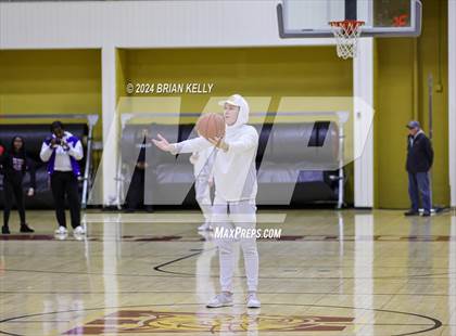 Thumbnail 1 in Weymouth vs Barnstable (MIAA Division 1 Preliminary Round) photogallery.