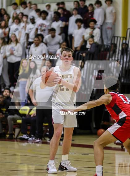 Thumbnail 2 in Weymouth vs Barnstable (MIAA Division 1 Preliminary Round) photogallery.