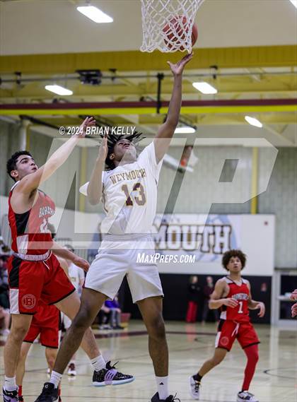 Thumbnail 2 in Weymouth vs Barnstable (MIAA Division 1 Preliminary Round) photogallery.