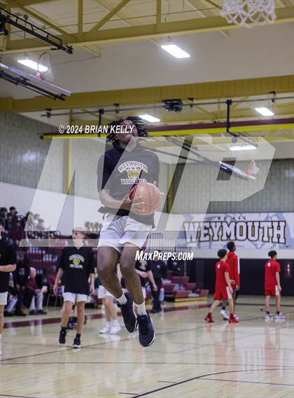 Thumbnail 2 in Weymouth vs Barnstable (MIAA Division 1 Preliminary Round) photogallery.