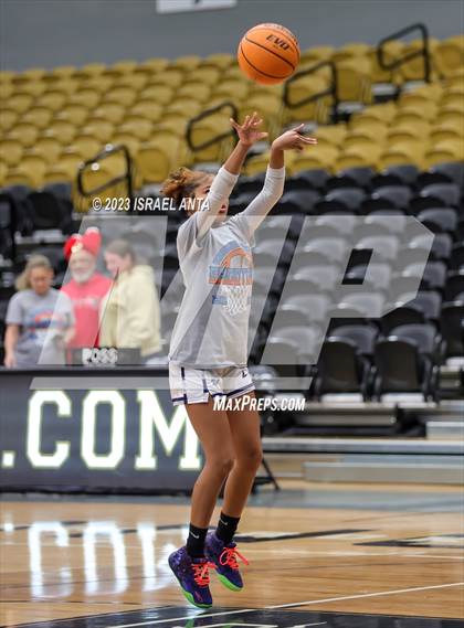 Thumbnail 3 in Purnell Swett vs. Lake View (2023 Robeson County Shootout) photogallery.