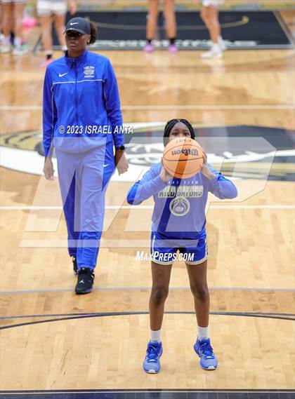 Thumbnail 1 in Purnell Swett vs. Lake View (2023 Robeson County Shootout) photogallery.