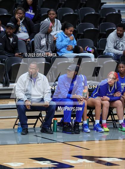 Thumbnail 3 in Purnell Swett vs. Lake View (2023 Robeson County Shootout) photogallery.