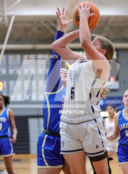 Thumbnail 2 in Purnell Swett vs. Lake View (2023 Robeson County Shootout) photogallery.