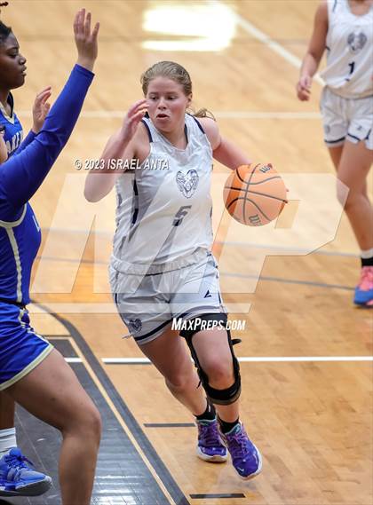 Thumbnail 1 in Purnell Swett vs. Lake View (2023 Robeson County Shootout) photogallery.