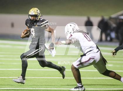Thumbnail 2 in Lewisville @ Plano East photogallery.