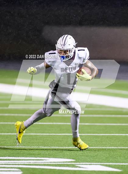 Thumbnail 3 in Lewisville @ Plano East photogallery.