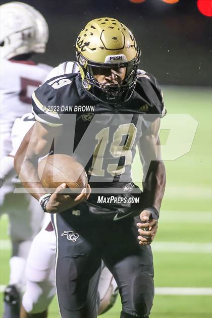 Thumbnail 2 in Lewisville @ Plano East photogallery.