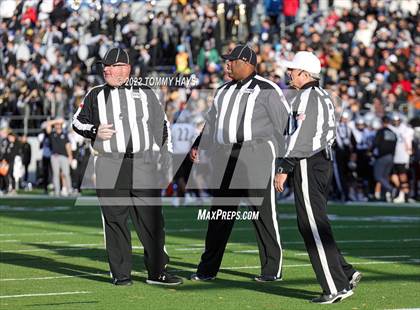 Thumbnail 2 in Southlake Carroll vs. Guyer (UIL 6A D-1 Regionals) photogallery.