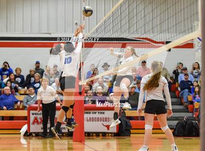 Thumbnail 1 in Wortham vs. Valley Mills (UIL Div 2 Area Playoff) photogallery.