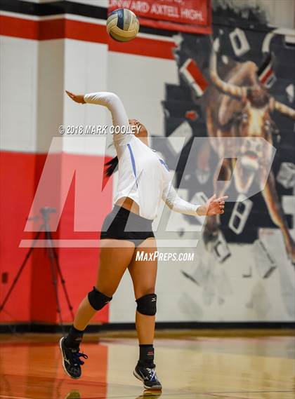 Thumbnail 3 in Wortham vs. Valley Mills (UIL Div 2 Area Playoff) photogallery.