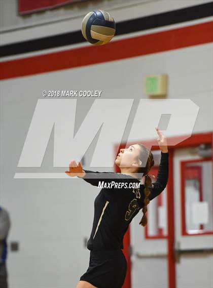 Thumbnail 2 in Wortham vs. Valley Mills (UIL Div 2 Area Playoff) photogallery.
