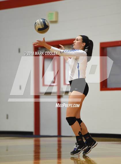 Thumbnail 3 in Wortham vs. Valley Mills (UIL Div 2 Area Playoff) photogallery.