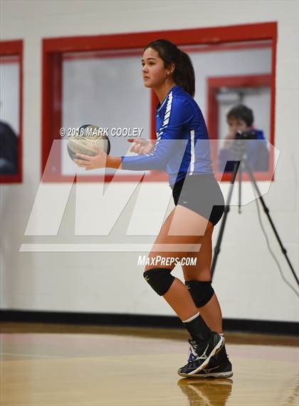 Thumbnail 3 in Wortham vs. Valley Mills (UIL Div 2 Area Playoff) photogallery.