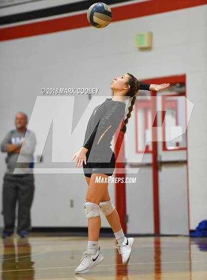 Thumbnail 3 in Wortham vs. Valley Mills (UIL Div 2 Area Playoff) photogallery.