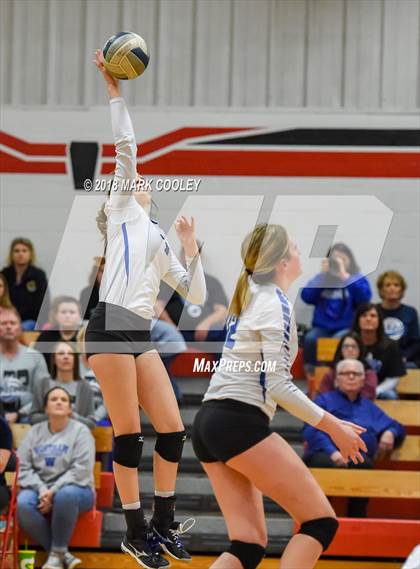 Thumbnail 3 in Wortham vs. Valley Mills (UIL Div 2 Area Playoff) photogallery.