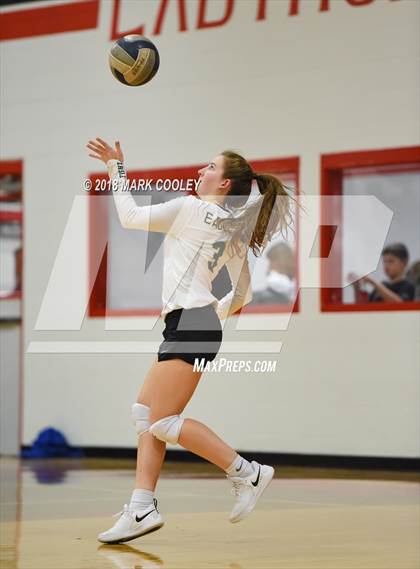 Thumbnail 2 in Wortham vs. Valley Mills (UIL Div 2 Area Playoff) photogallery.