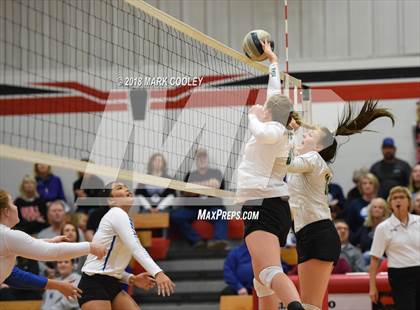 Thumbnail 3 in Wortham vs. Valley Mills (UIL Div 2 Area Playoff) photogallery.