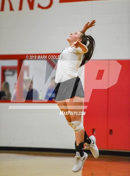 Thumbnail 3 in Wortham vs. Valley Mills (UIL Div 2 Area Playoff) photogallery.
