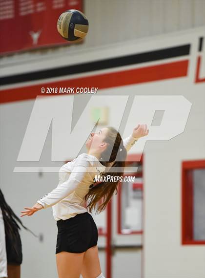 Thumbnail 1 in Wortham vs. Valley Mills (UIL Div 2 Area Playoff) photogallery.