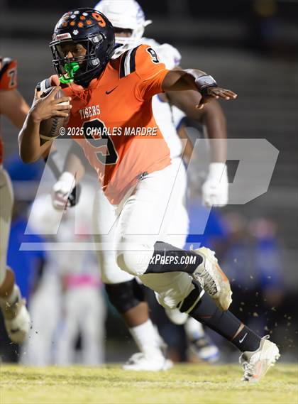 Thumbnail 3 in St. Pauls @ South View photogallery.