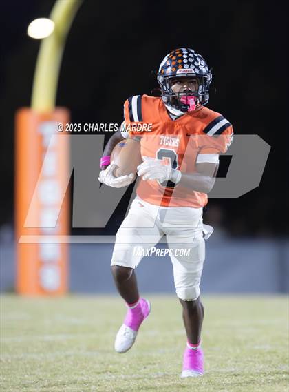 Thumbnail 1 in St. Pauls @ South View photogallery.