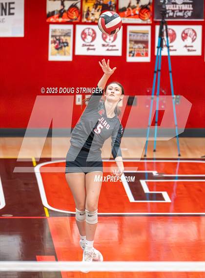 Thumbnail 2 in Moreau Catholic @ James Logan photogallery.