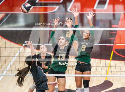 Thumbnail 3 in Moreau Catholic @ James Logan photogallery.