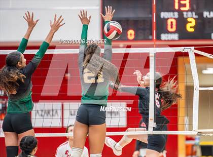 Thumbnail 3 in Moreau Catholic @ James Logan photogallery.