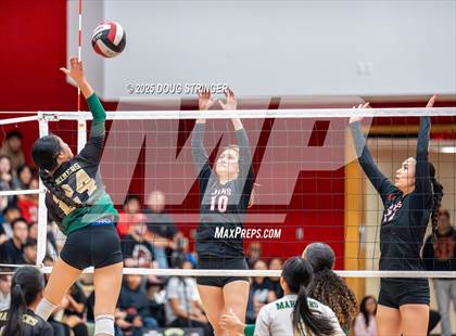 Thumbnail 2 in Moreau Catholic @ James Logan photogallery.