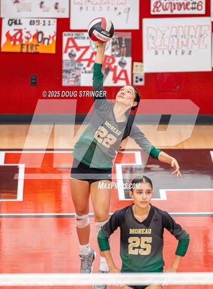 Thumbnail 3 in Moreau Catholic @ James Logan photogallery.