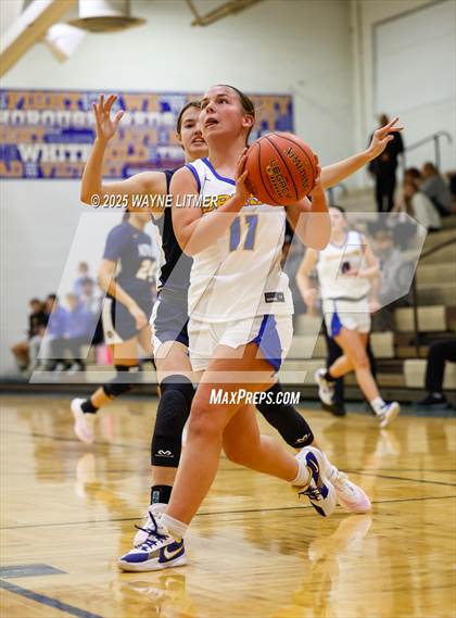 Thumbnail 2 in Notre Dame Academy @ Newport Central Catholic photogallery.