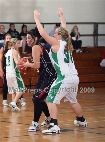 Thumbnail 1 in Rio Vista vs Slaton (Fantasy of Lights Tournament) photogallery.