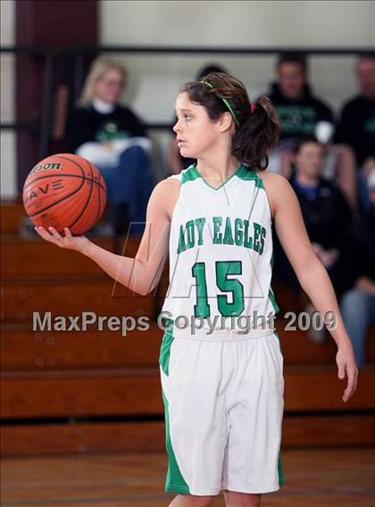 Thumbnail 1 in Rio Vista vs Slaton (Fantasy of Lights Tournament) photogallery.