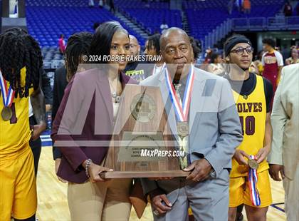 Thumbnail 3 in Stony Point vs. Beaumont United (UIL 6A Basketball Semifinal Medal Ceremony) photogallery.