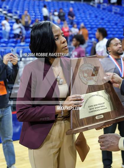 Thumbnail 2 in Stony Point vs. Beaumont United (UIL 6A Basketball Semifinal Medal Ceremony) photogallery.
