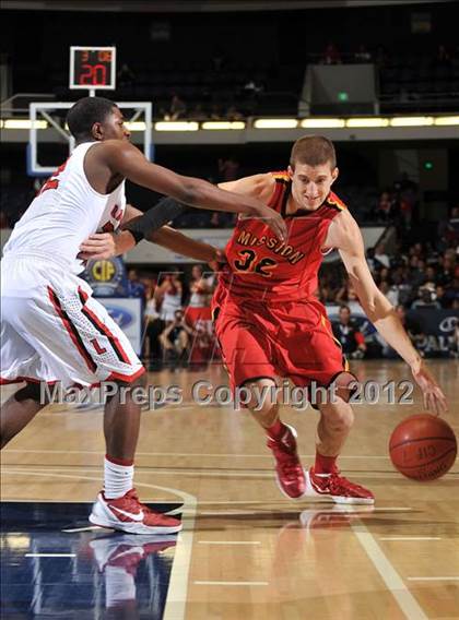Thumbnail 2 in Orange Lutheran vs. Mission Viejo (CIF SS D1A Final) photogallery.