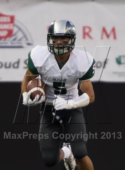 Thumbnail 3 in Bellevue vs. Skyline (Emerald City Classic) photogallery.