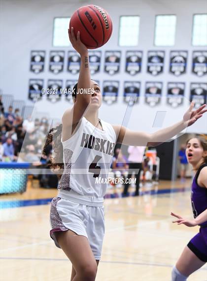 Thumbnail 3 in Valley Vista vs. Hamilton (AIA 6A Final) photogallery.