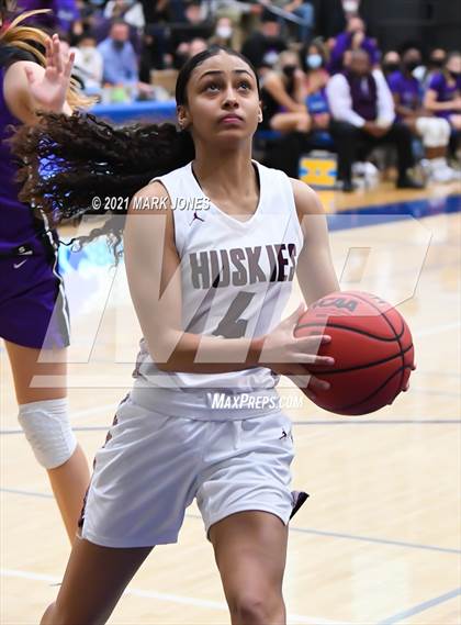 Thumbnail 2 in Valley Vista vs. Hamilton (AIA 6A Final) photogallery.