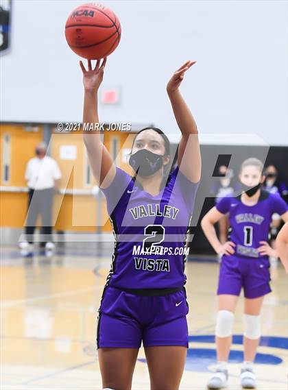 Thumbnail 3 in Valley Vista vs. Hamilton (AIA 6A Final) photogallery.