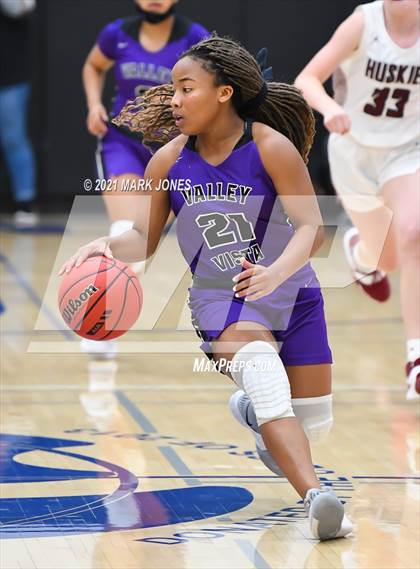 Thumbnail 1 in Valley Vista vs. Hamilton (AIA 6A Final) photogallery.