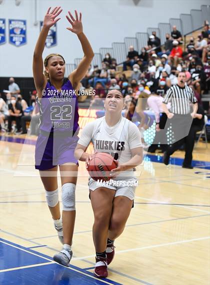 Thumbnail 1 in Valley Vista vs. Hamilton (AIA 6A Final) photogallery.