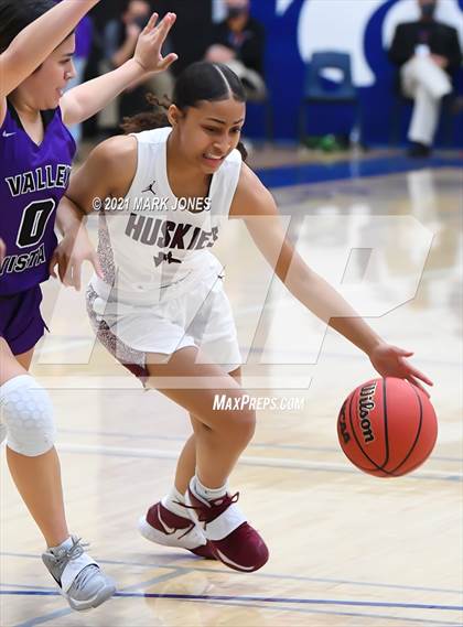 Thumbnail 1 in Valley Vista vs. Hamilton (AIA 6A Final) photogallery.