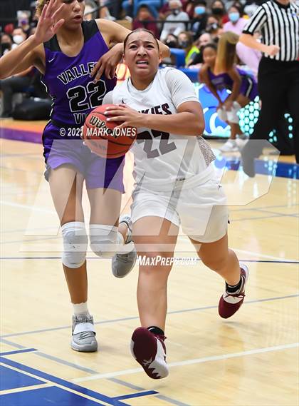 Thumbnail 2 in Valley Vista vs. Hamilton (AIA 6A Final) photogallery.