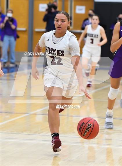 Thumbnail 3 in Valley Vista vs. Hamilton (AIA 6A Final) photogallery.