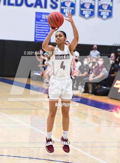 Thumbnail 3 in Valley Vista vs. Hamilton (AIA 6A Final) photogallery.