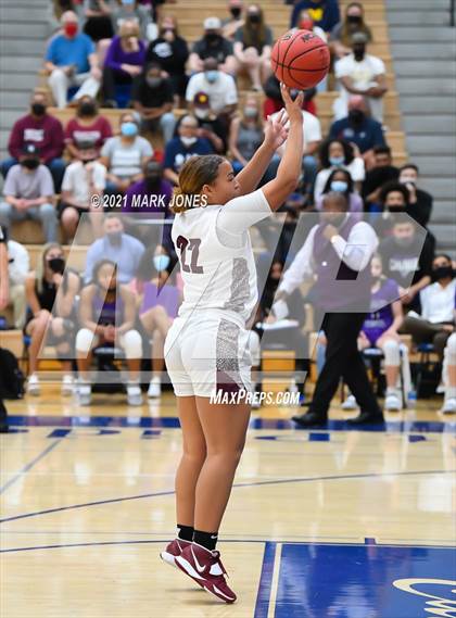 Thumbnail 3 in Valley Vista vs. Hamilton (AIA 6A Final) photogallery.
