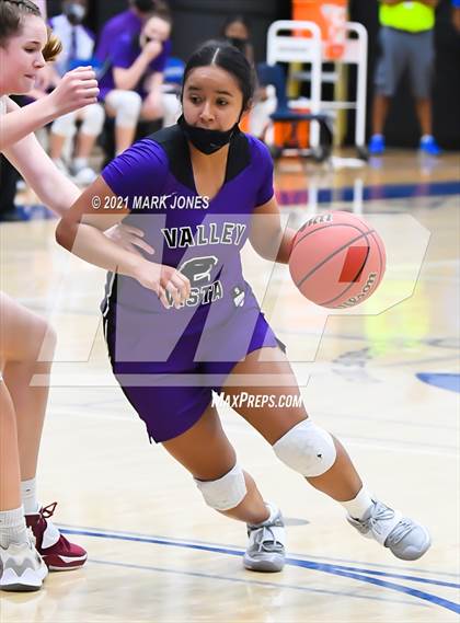 Thumbnail 2 in Valley Vista vs. Hamilton (AIA 6A Final) photogallery.