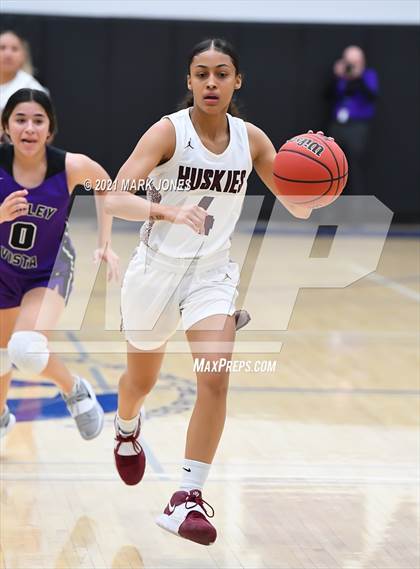 Thumbnail 3 in Valley Vista vs. Hamilton (AIA 6A Final) photogallery.